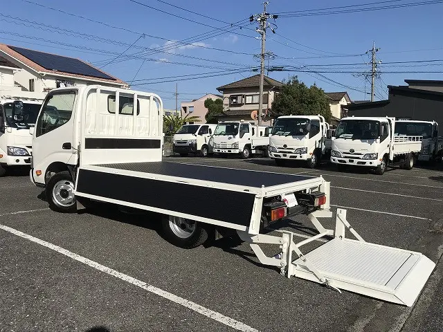 日野 デュトロ TKG-XZC605M(2WD)の写真11