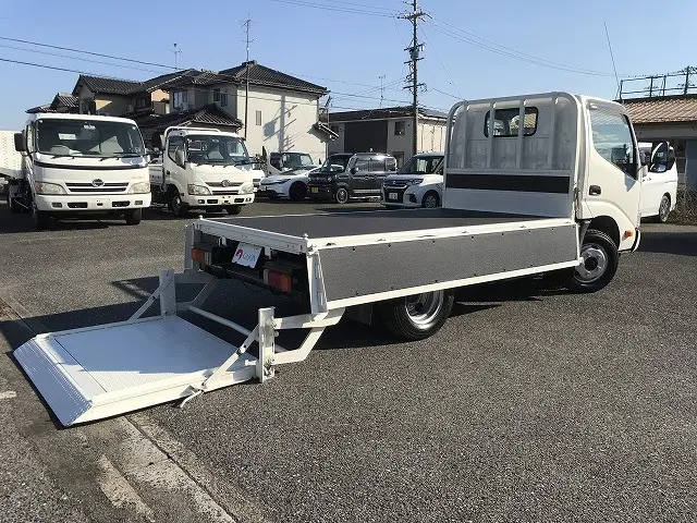 日野 デュトロ TKG-XZC605M(2WD)の写真13