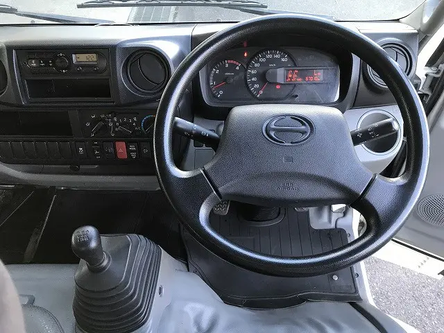 日野 デュトロ TKG-XZC605M(2WD)の写真26