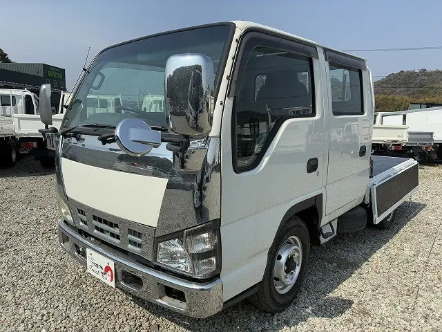 いすゞ エルフ PB-NKR81A(2WD)の写真9