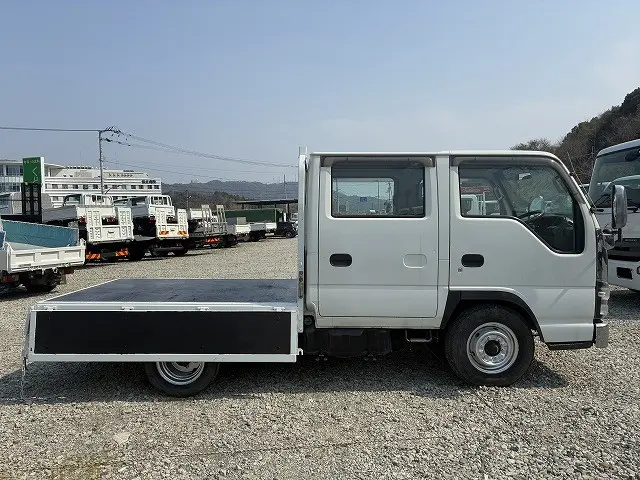 いすゞ エルフ PB-NKR81A(2WD)の写真12