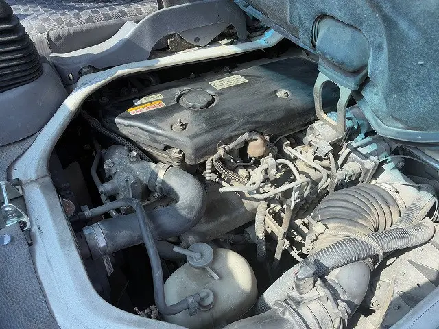 いすゞ エルフ PB-NKR81A(2WD)の写真21