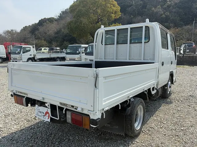 いすゞ エルフ PB-NKR81A(2WD)の写真28