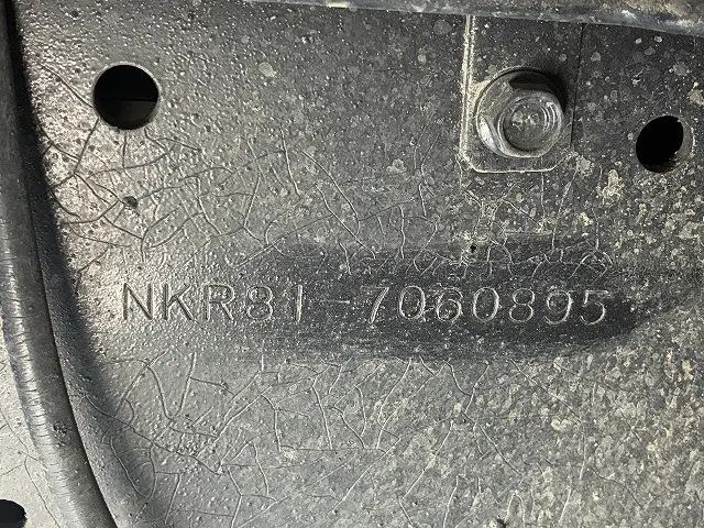 いすゞ エルフ PB-NKR81A(2WD)の写真40