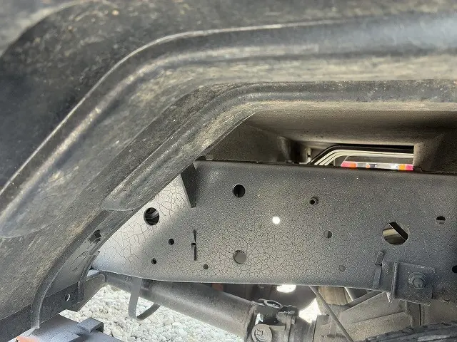 いすゞ エルフ PB-NKR81A(2WD)の写真42