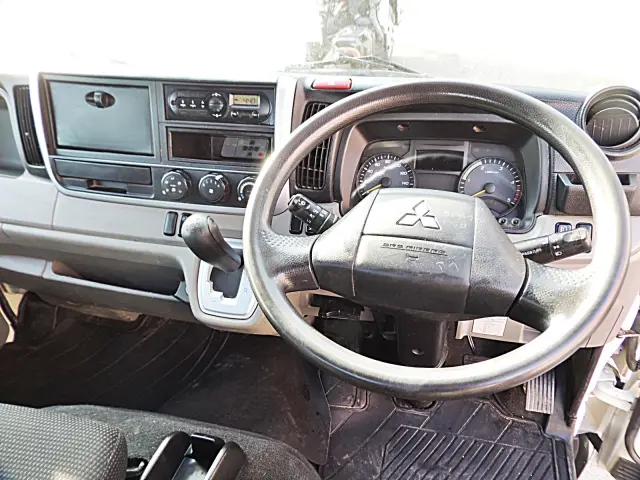 三菱 キャンター TPG-FDA20(4WD)の写真17