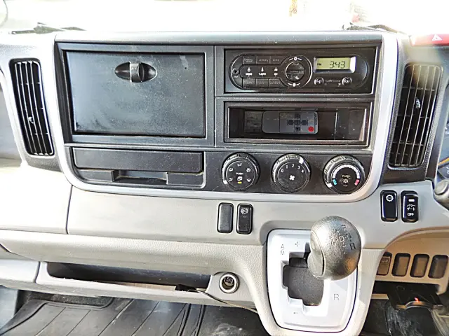 三菱 キャンター TPG-FDA20(4WD)の写真18