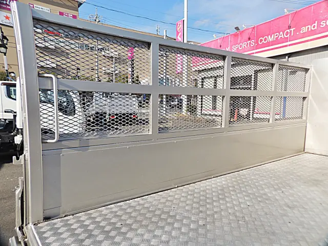 三菱 キャンター TPG-FBA50(2WD)の写真12