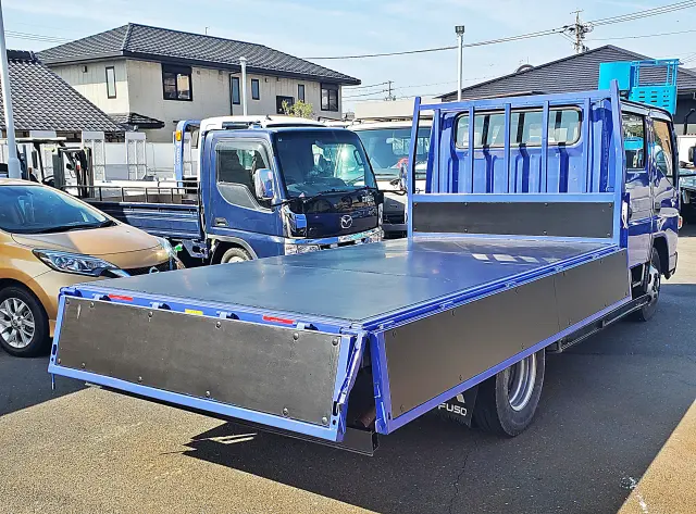 三菱 キャンター TKG-FEA20(2WD)の写真9