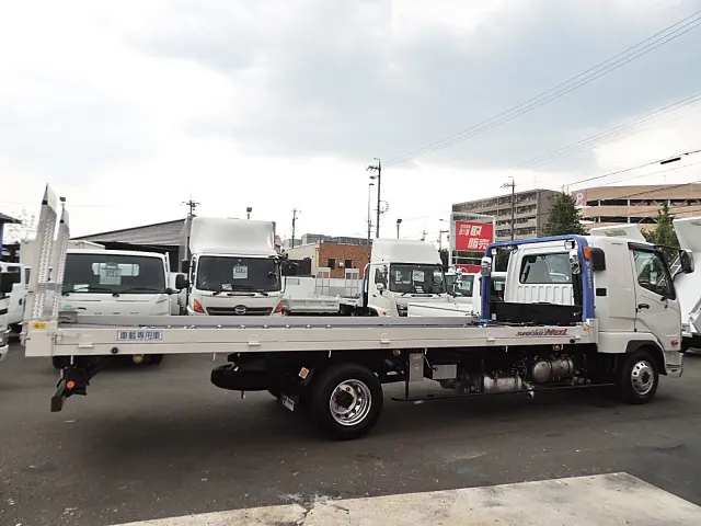 三菱 ファイター 2KG-FK62K(2WD)の写真3