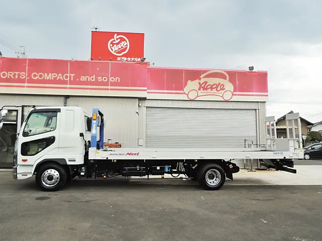 三菱 ファイター 2KG-FK62K(2WD)の写真4