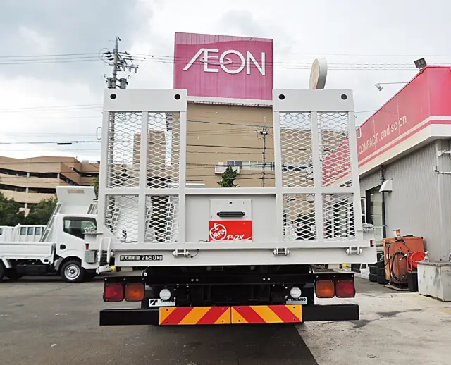 三菱 ファイター 2KG-FK62K(2WD)の写真8