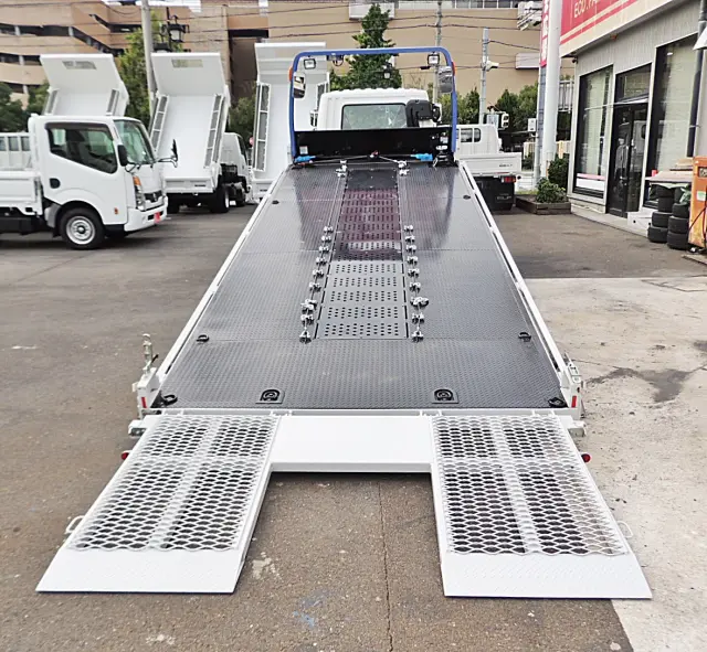 三菱 ファイター 2KG-FK62K(2WD)の写真10