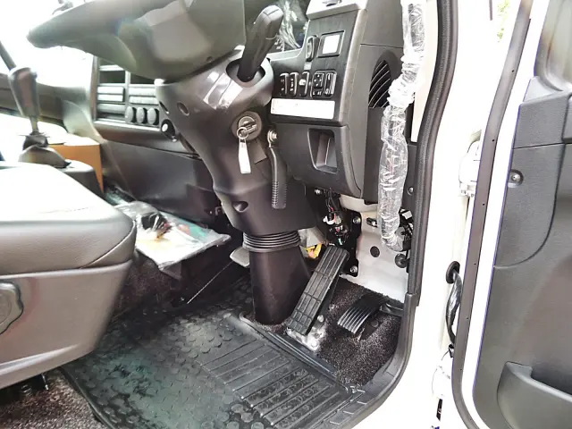 三菱 ファイター 2KG-FK62K(2WD)の写真25