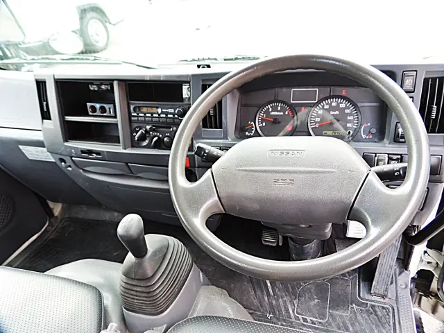 日産 アトラス TKG-AJR85AD(2WD)の写真14