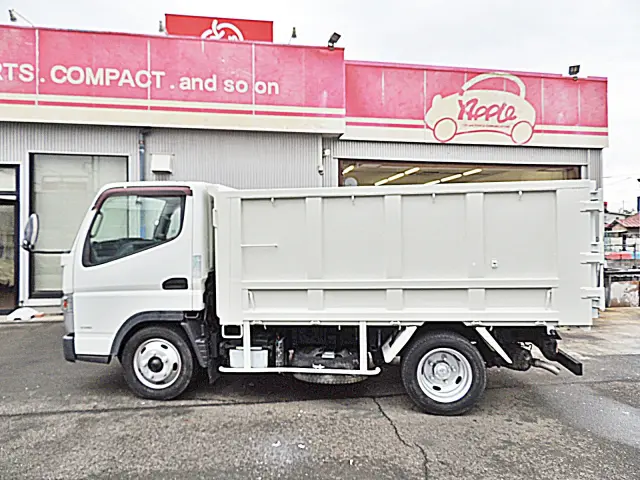三菱 キャンター TKG-FBA30(2WD)の写真4