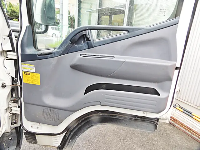 三菱 キャンター TKG-FBA30(2WD)の写真21