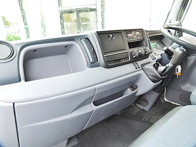 三菱 キャンター TKG-FBA30(2WD)の写真23