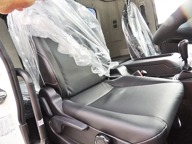 三菱 ファイター 2KG-FK62K(2WD)の写真18