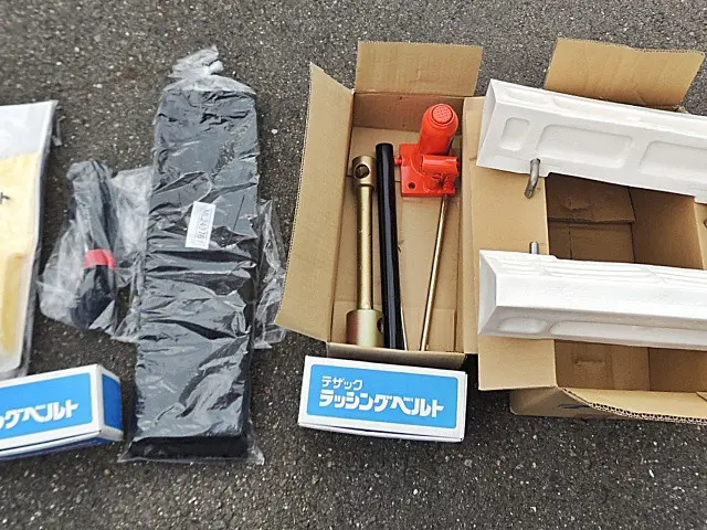 三菱 ファイター 2KG-FK62K(2WD)の写真25
