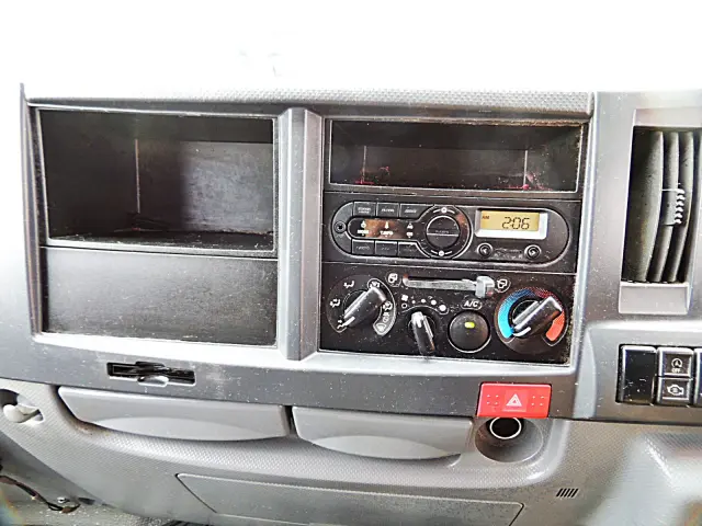 日産 アトラス 2RC-AHR88A(2WD)の写真16