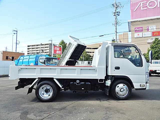 いすゞ エルフ TPG-NJR85AN(2WD)の写真3