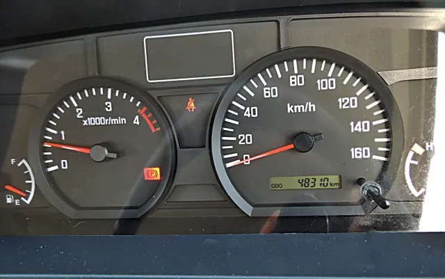 いすゞ エルフ TPG-NJR85AN(2WD)の写真18