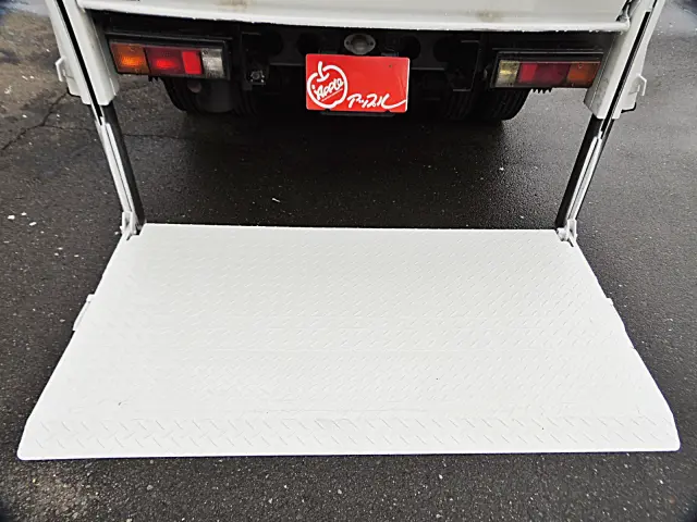 三菱 キャンター TPG-FDA00(4WD)の写真13