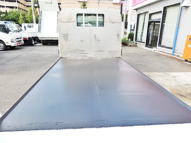 いすゞ エルフ TRG-NHS85AN(4WD)の写真17