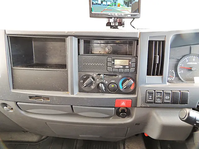 いすゞ エルフ TRG-NHS85AN(4WD)の写真20