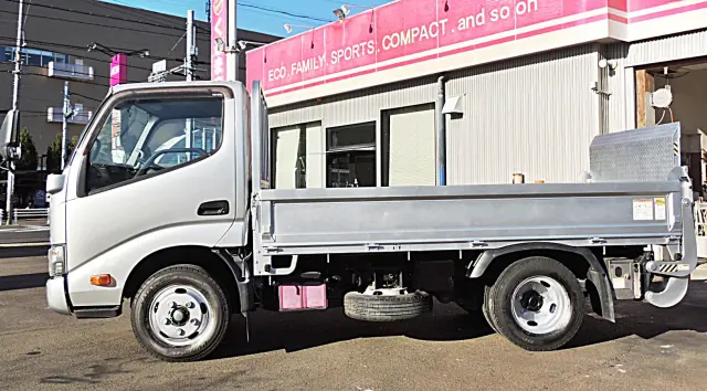 トヨタ トヨエース TKG-XZC605(2WD)の写真4