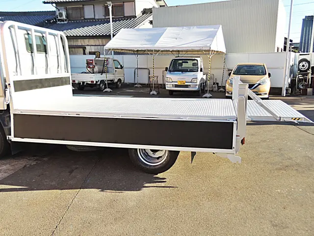 トヨタ トヨエース TKG-XZC605(2WD)の写真10