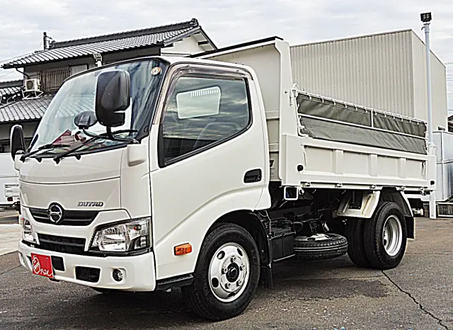 日野 デュトロ TKG-XZU620T(2WD)の写真1