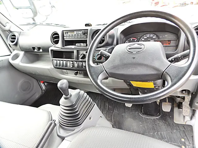 日野 デュトロ TKG-XZU620T(2WD)の写真17