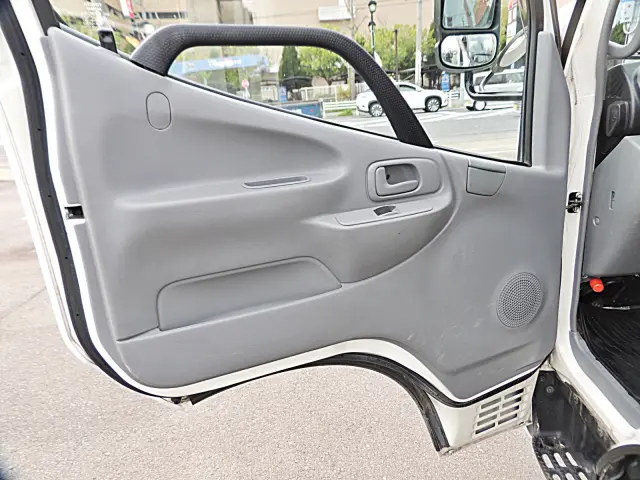 日野 デュトロ TKG-XZU620T(2WD)の写真23