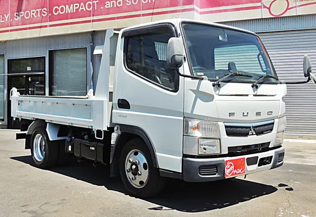 三菱 キャンター 2PG(2WD)の写真2