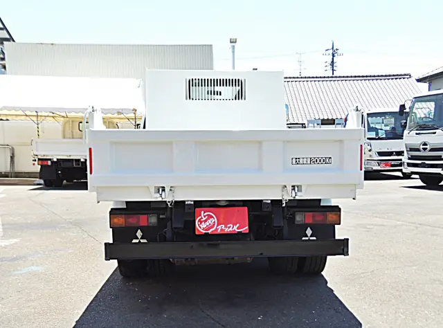 三菱 キャンター 2PG(2WD)の写真8