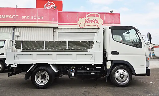 三菱 キャンター TPG-571813(2WD)の写真3