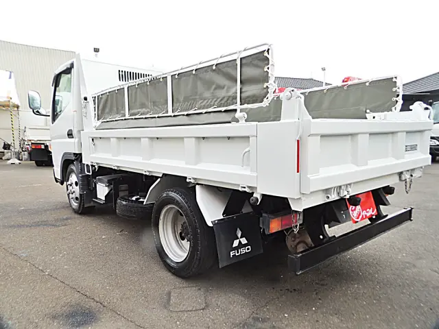 三菱 キャンター TPG-571813(2WD)の写真6
