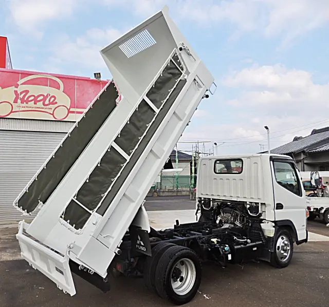 三菱 キャンター TPG-571813(2WD)の写真9