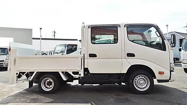 トヨタ ダイナ LDF-KDY231(2WD)の写真3