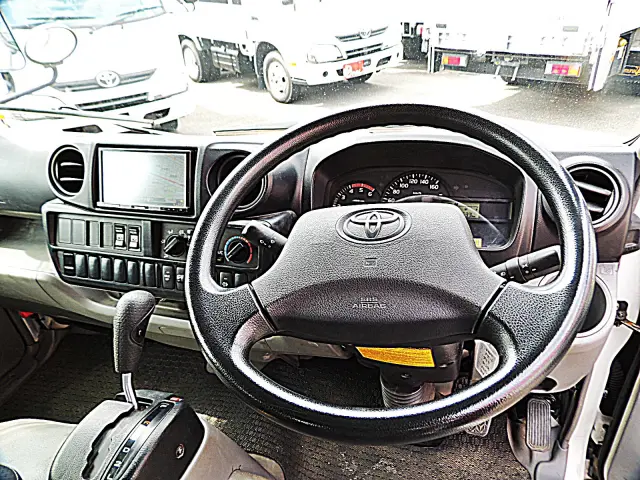 トヨタ ダイナ LDF-KDY231(2WD)の写真17