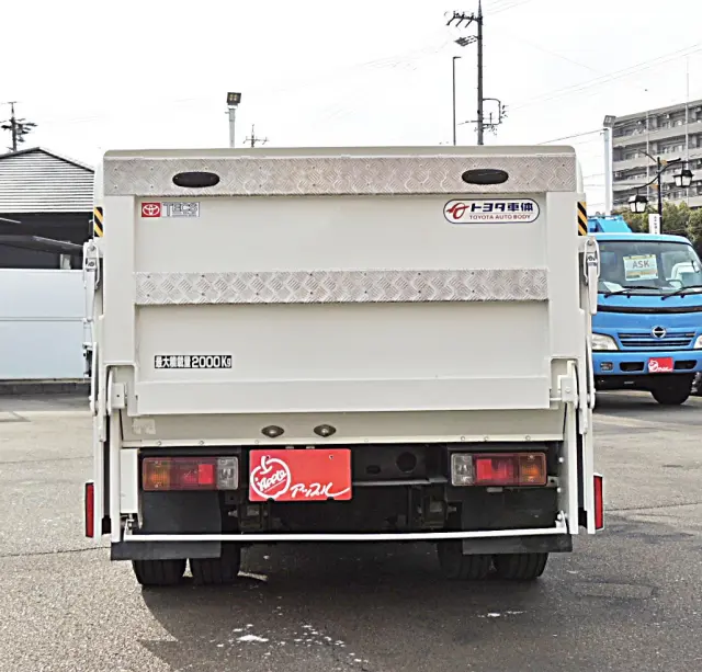 トヨタ ダイナ TKG-XZU605(2WD)の写真8
