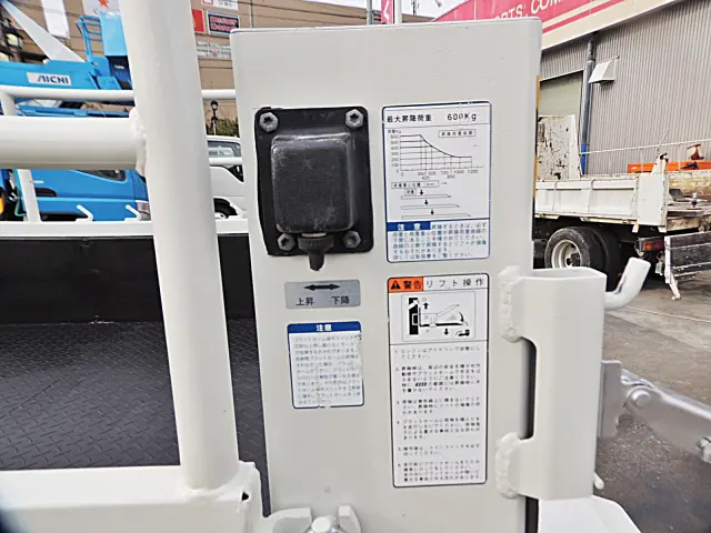 トヨタ ダイナ TKG-XZU605(2WD)の写真19