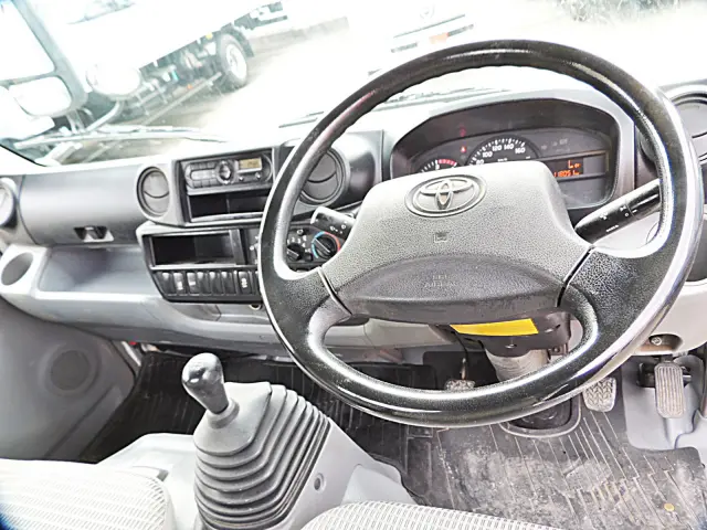 トヨタ ダイナ TKG-XZU605(2WD)の写真20