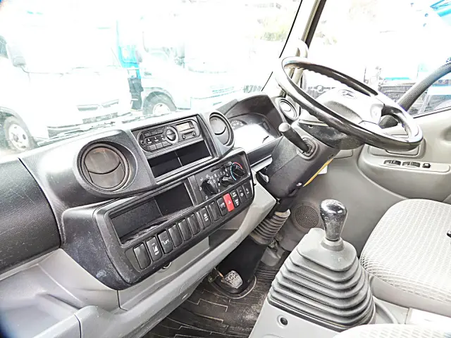 トヨタ ダイナ TKG-XZU605(2WD)の写真25