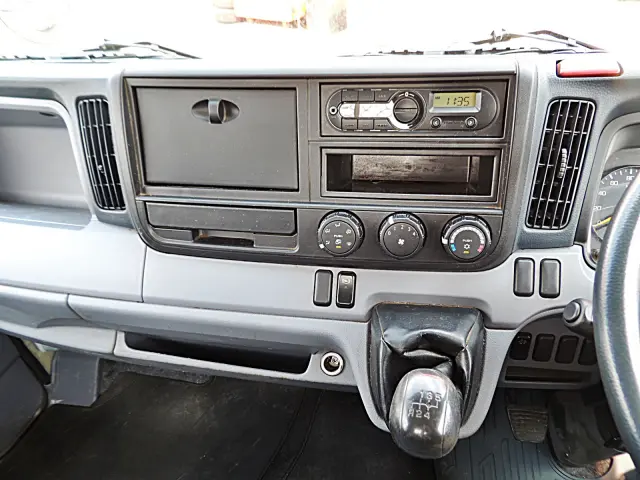 三菱 キャンター TKG-FEA50(2WD)の写真17