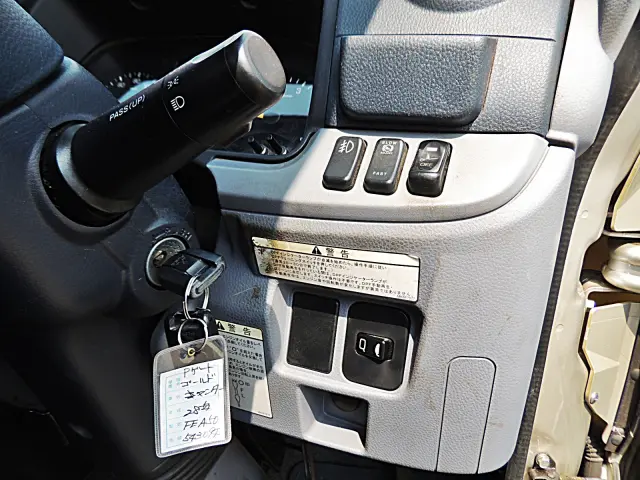三菱 キャンター TKG-FEA50(2WD)の写真19