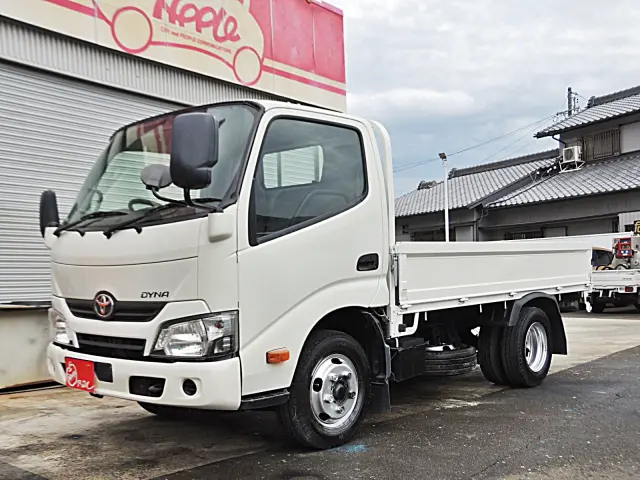 トヨタ ダイナ TKG-XZC605(2WD)の写真1