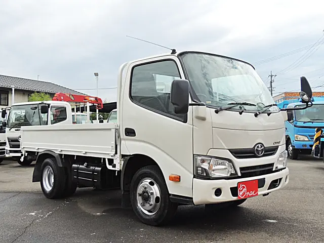 トヨタ ダイナ TKG-XZC605(2WD)の写真2